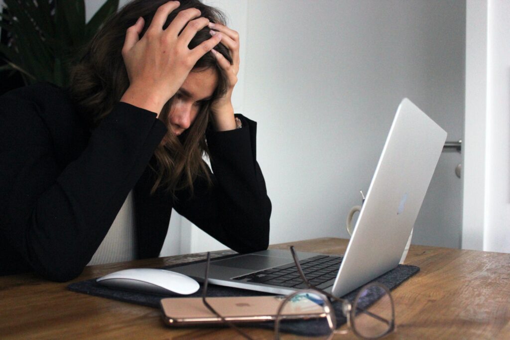 Fears in outsourcing, outsourcing, outsourcing faq, is outsourcing safe,